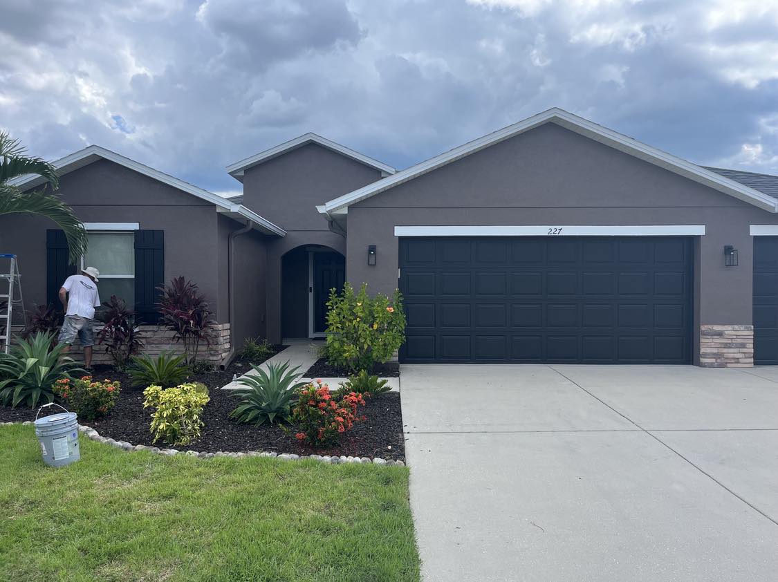 Exterior painting in Sun City Center, FL